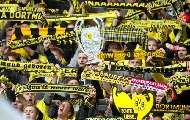 Borussia Dortmund leva mais de 80 mil torcedores por jogo e tem 100% de ocupaÃƒÂ§ÃƒÂ£o em seu estÃƒÂ¡dio (Foto: EFE)