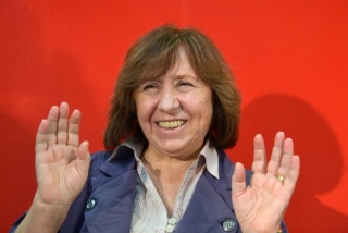 A Academia Sueca anunciou a escritora e jornalista bielorussa Svetlana Alexievich como vencedora do PrÃªmio Nobel de Literatura 2015 (Foto: Arne Dedert/EPA/AgÃªncia Lusa)
