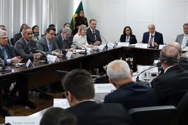 Setor agropecuário alerta para perdas com tarifa dos EUA e apoia negociação do governo