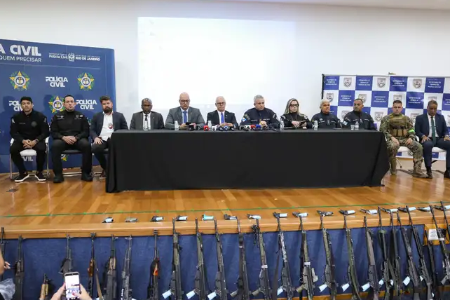 Governo do Rio eleva número de mortos para 121 após operação