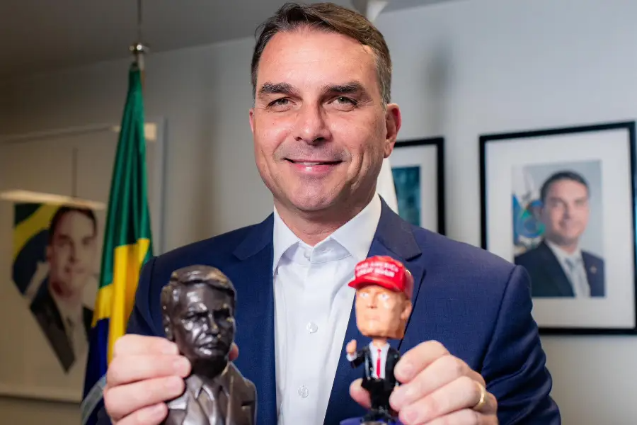O CANDIDATO DE JAIR BOLSONARO