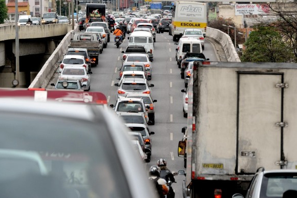 Câmara aprova novas regras para seguro obrigatório de veículos