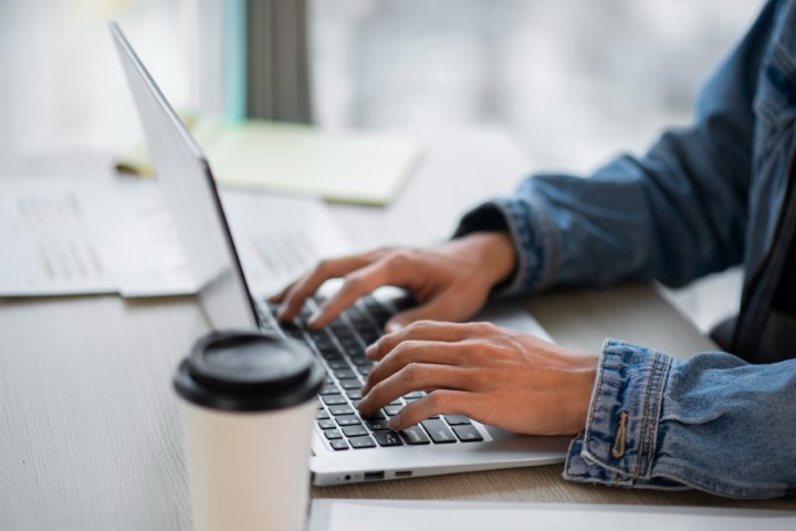 MEC lança curso online de 180 horas para professores do ensino médio público