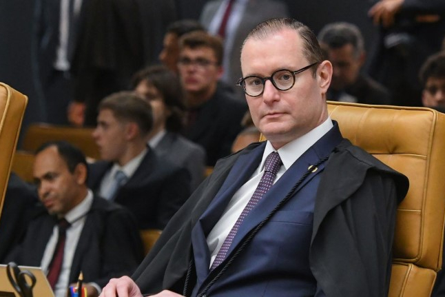 STF julga denúncia contra núcleo da desinformação na trama golpista de 2022