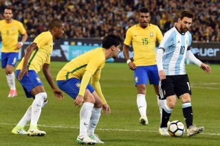 Essa foi a primeita derrota de Tite no comando da Seleção Brasileira (Foto: Foto: Saeed Khan/AFP) Essa foi a primeita derrota de Tite no comando da Seleção Brasileira (Foto: Foto: Saeed Khan/AFP)