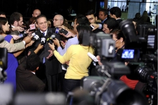 Renan Calheiros propÃ´s um pacto pela criaÃ§Ã£o de empregos (Foto: Marcos Oliveira/AgÃªncia Senado)