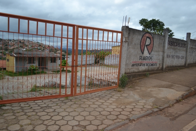 Antiga unidade que teve que ser fechada (Foto: Ageu Ebert/O Folha de Minas) Antiga unidade que teve que ser fechada (Foto: Ageu Ebert/O Folha de Minas)