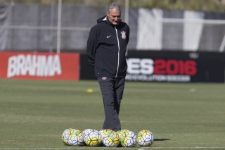 Tite serÃ¡ convidado tÃ£o logo reuniÃ£o com Dunga termine (Foto: Daniel Augusto Jr/Ag. Corinthians)