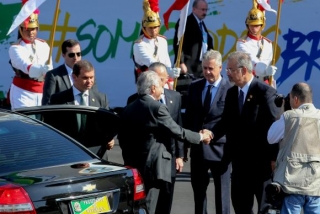 O presidente Michel Temer e a primeira-dama Marcela Temer durante desfile de 7 de Setembro, na Esplanada dos Ministérios (Foto: Wilson Dias/Agência Brasil) O presidente Michel Temer e a primeira-dama Marcela Temer durante desfile de 7 de Setembro, na Esplanada dos Ministérios (Foto: Wilson Dias/Agência Brasil)