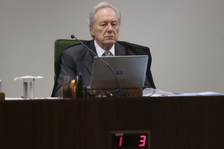 Ministro Ricardo Lewandowski acolheu as petições dos jornalistas e determinou o cumprimento de sua decisão da última semana (Foto: Arquivo/Agência Brasil) Ministro Ricardo Lewandowski acolheu as petições dos jornalistas e determinou o cumprimento de sua decisão da última semana (Foto: Arquivo/Agência Brasil)