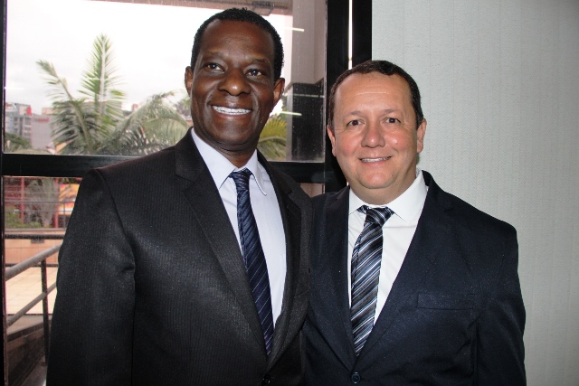 vereadores Julio do Combem e Luciano Sobrinho