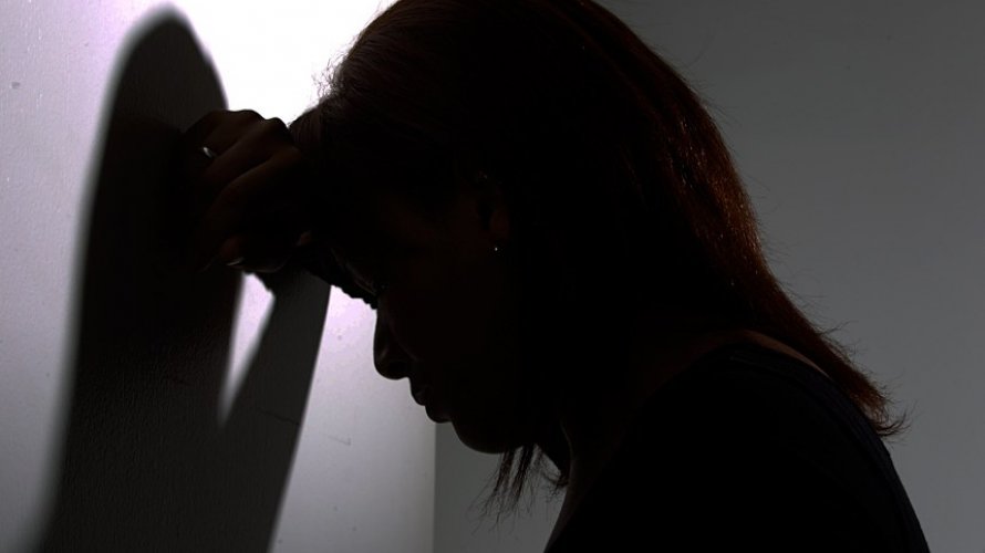 mulher mantida em cárcere privado