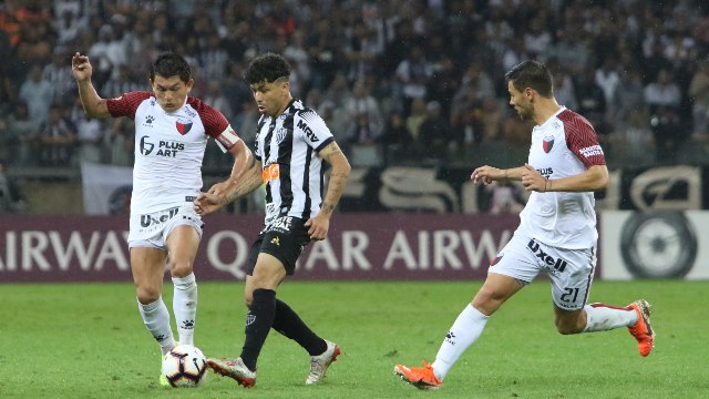 atlético mg acabou eliminado pelo colon nos penaltis
