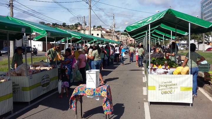 FEIRA EM ITABIRA