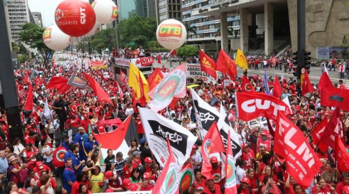 MOVIMENTO SINDICAL