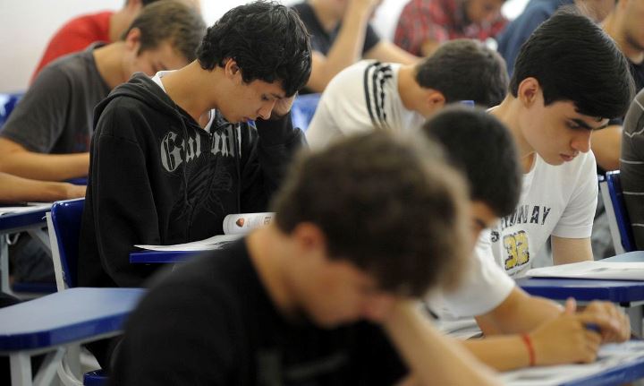 estudantes em, sala de aula