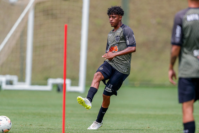 atlético encerra preparação para jogo contra o fluminense