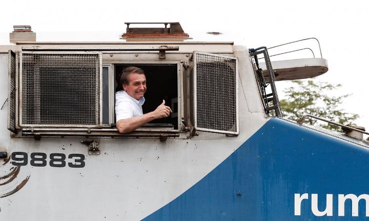 Presidente da República, Jair Bolsonaro durante cerimônia de Inauguração da Ferrovia Norte-Sul, Trecho São Simão/GO - Estrela D'Oeste/SP, em São Simão. Foto: Alan Santos/PR - Alan Santos/PR