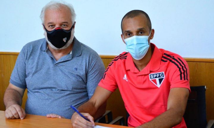 Zagueiro Miranda volta para o São Paulo
