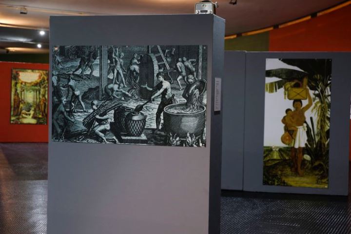 Abertura da exposição Índios: Os Primeiros Brasileiros, no Memorial dos Povos Indígenas, em Brasília. As imagens e documentos expostos permitem que o público viaje pela história do Brasil e dos povos indígenas.