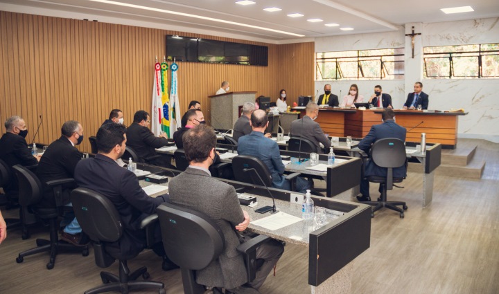 plenário da câmara de Itabira