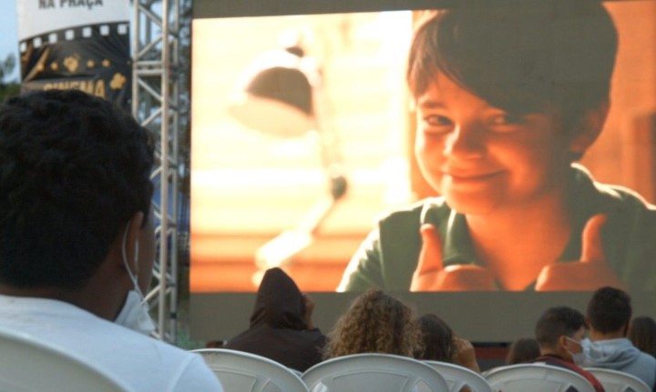 cinema na praça