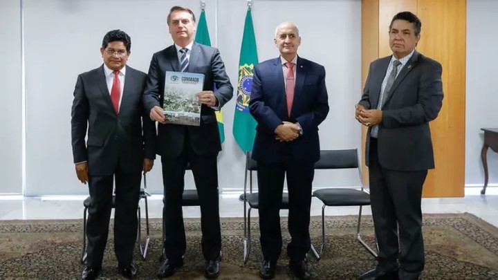 bolsonaro e pastores