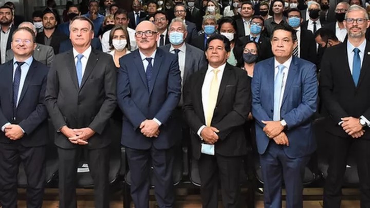 milton ribeiro e pastores
