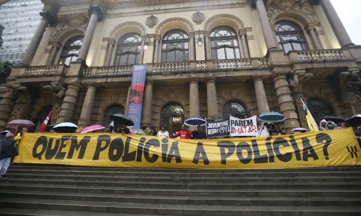 manifestação contra violencia da polícia