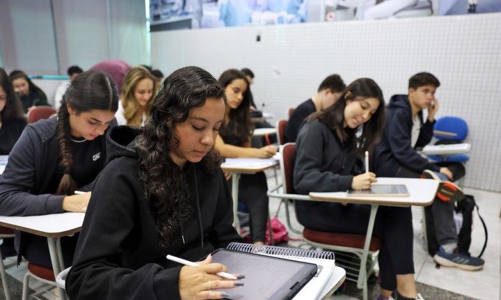 estudantes