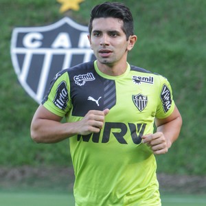 Reunião nesta segunda-feira define o futuro de Guilherme no Atlético-MG Reunião nesta segunda-feira define o futuro de Guilherme no Atlético-MG