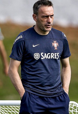 O português Paulo Bento pode ser o próximo treinador do Cruzeiro (Foto: Agência AFP) O português Paulo Bento pode ser o próximo treinador do Cruzeiro (Foto: Agência AFP)