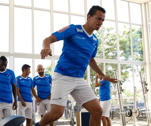 Leandro Damião, em treino do Cruzeiro (Foto: Washington Alves / Light Press) Leandro Damião, em treino do Cruzeiro (Foto: Washington Alves / Light Press)