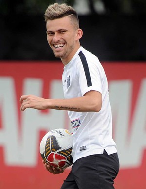 Santos não aceitou liberar o meia Lucas Lima para o Cruzeiro (Foto: Ivan Storti/ Santos FC) Santos não aceitou liberar o meia Lucas Lima para o Cruzeiro (Foto: Ivan Storti/ Santos FC)
