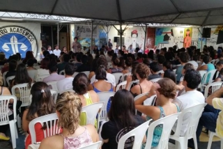 Estudantes formaram a maioria do público em ato contra o impeachment que reuniu alunos, professores, juristas e promotores na UFMG (Foto: Léo Rodrigues/Agência Brasil) Estudantes formaram a maioria do público em ato contra o impeachment que reuniu alunos, professores, juristas e promotores na UFMG (Foto: Léo Rodrigues/Agência Brasil)