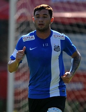 Mena também está na mira do Boca Juniors e de um clube ucraniano (Foto: Ivan Storti/Santos FC) Mena também está na mira do Boca Juniors e de um clube ucraniano (Foto: Ivan Storti/Santos FC)