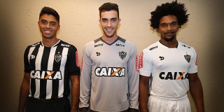 Os uniformes são os mesmos que vazaram nas redes sociais na tarde desta segunda-feira(Foto: Atlético/Divulgação) Os uniformes são os mesmos que vazaram nas redes sociais na tarde desta segunda-feira(Foto: Atlético/Divulgação)