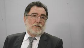 O ministro do Desenvolvimento Agrário, Patrus Ananias, fala sobre o Plano Safra da Agricultura 2016/2017 durante o programa Bom dia, Ministro (Foto: Elza Fiúza/Agência Brasil) O ministro do Desenvolvimento Agrário, Patrus Ananias, fala sobre o Plano Safra da Agricultura 2016/2017 durante o programa Bom dia, Ministro (Foto: Elza Fiúza/Agência Brasil)