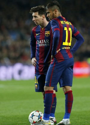 Neymar e Messi seriam alvos do PSG para substituir Ibra no ano que vem (Foto: AP) Neymar e Messi seriam alvos do PSG para substituir Ibra no ano que vem (Foto: AP)