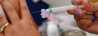 É importante ressaltar que a vacina contra a gripe deve ser tomada anualmente pelas pessoas que fazem parte do grupo-prioritário (Foto: Gil Leonardi/Imprensa MG) É importante ressaltar que a vacina contra a gripe deve ser tomada anualmente pelas pessoas que fazem parte do grupo-prioritário (Foto: Gil Leonardi/Imprensa MG)