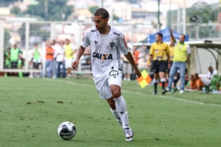 Atacante Clayton marcou primeiro gol pelo Galo logo na estreia (Foto: Bruno Cantini/CAM) Atacante Clayton marcou primeiro gol pelo Galo logo na estreia (Foto: Bruno Cantini/CAM)