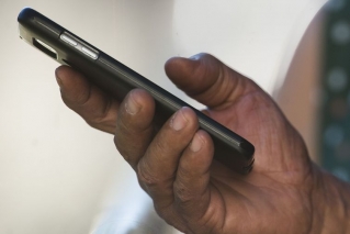 Aplicativo permite que a população acompanhe, via celular, suas consultas e visualize o histórico de solicitações (Foto: Divulgação/Agência Brasil) Aplicativo permite que a população acompanhe, via celular, suas consultas e visualize o histórico de solicitações (Foto: Divulgação/Agência Brasil)