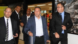 Vanderlei Luxemburgo chega a BH para primeiro contato com elenco do Cruzeiro (Foto: Tayrane Corrêa) Vanderlei Luxemburgo chega a BH para primeiro contato com elenco do Cruzeiro (Foto: Tayrane Corrêa)