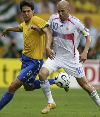 É possÃvel que Zidane reencontro o Brasil em uma Copa do Mundo (Foto: Getty Images) É possÃvel que Zidane reencontro o Brasil em uma Copa do Mundo (Foto: Getty Images)
