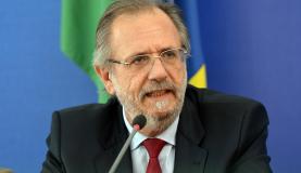 Para o ministro Miguel Rossetto, os recursos representam mais empregos e novas unidades habitacionais (Foto: Antonio Cruz/Agência Brasil) Para o ministro Miguel Rossetto, os recursos representam mais empregos e novas unidades habitacionais (Foto: Antonio Cruz/Agência Brasil)