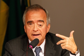 Ex-diretor da Ãrea Internacional da Petrobras Nestor Cerveró (Foto: Alan Marques/Folhapress) Ex-diretor da Ãrea Internacional da Petrobras Nestor Cerveró (Foto: Alan Marques/Folhapress)
