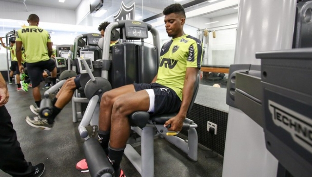 Galo tem 60% dos direitos econômicos do zagueiro Jemerson, pretendido pelo futebol europeu (Foto: Bruno Cantini/CAM) Galo tem 60% dos direitos econômicos do zagueiro Jemerson, pretendido pelo futebol europeu (Foto: Bruno Cantini/CAM)