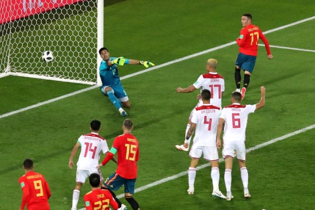 Iago Aspas, da Espanha, marca o segundo gol da equipe (Foto: Mariana Bazo/Reuters) Iago Aspas, da Espanha, marca o segundo gol da equipe (Foto: Mariana Bazo/Reuters)