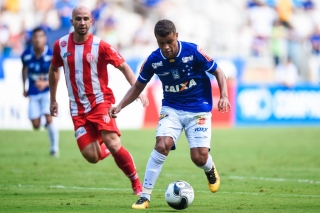 De virada, Cruzeiro vence Villa Nova por 3 a 2 (Foto: Juliana Flister/Light Press/Cruzeiro) De virada, Cruzeiro vence Villa Nova por 3 a 2 (Foto: Juliana Flister/Light Press/Cruzeiro)