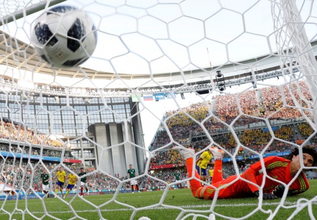 Suécia venceu o México por 3 a 0, porém com a derrota da Alemanha ambos se classificaram (Foto: Andrew Couldridge/Reuters) Suécia venceu o México por 3 a 0, porém com a derrota da Alemanha ambos se classificaram (Foto: Andrew Couldridge/Reuters)